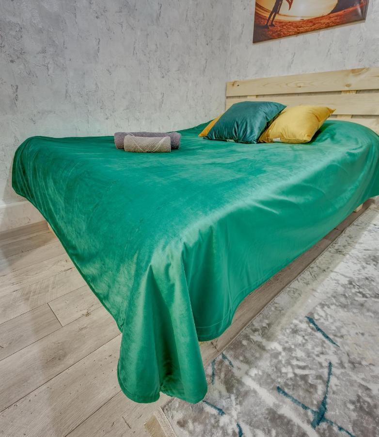 Yourhouse На Розыбакиева Утепова Недалеко От Меги Almatî Exterior foto
