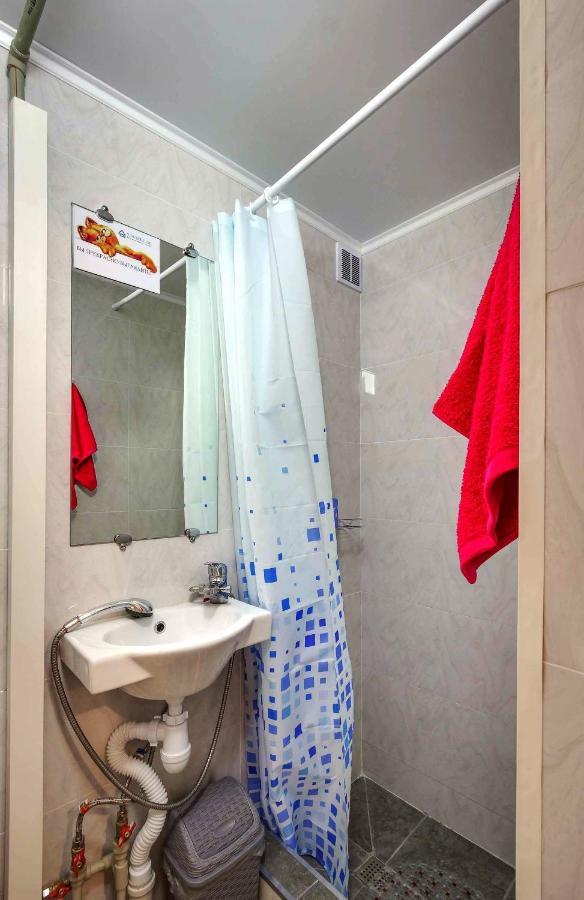 Yourhouse На Розыбакиева Утепова Недалеко От Меги Almatî Exterior foto